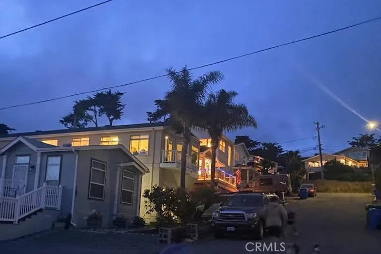 191 J STREET Cayucos, CA 93430