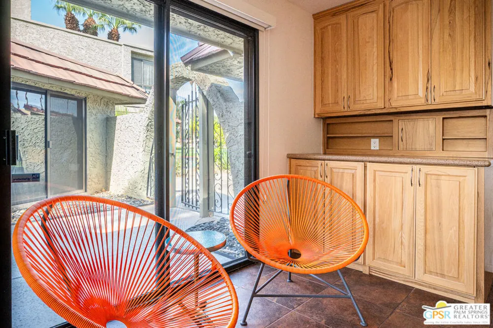35436 Calle Solana Cathedral City, CA 92234