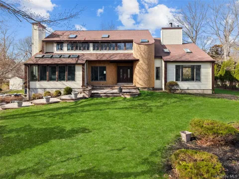 3 Indian Valley Road