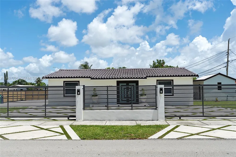 3541 SW 105 Ct