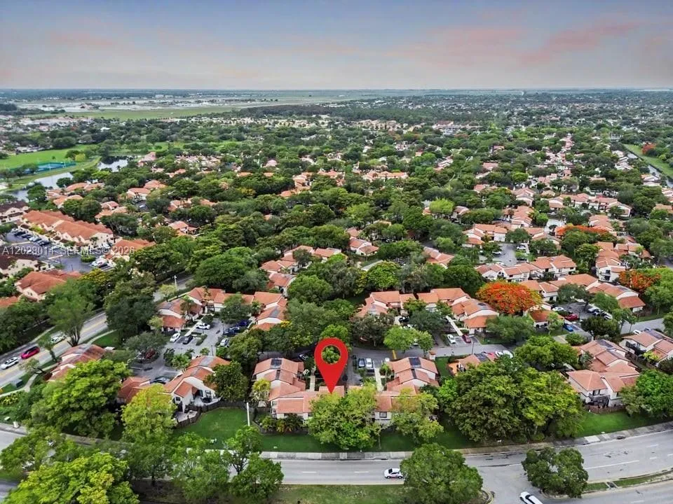11105 SW 132nd Ct #11-4 Miami, FL 33186
