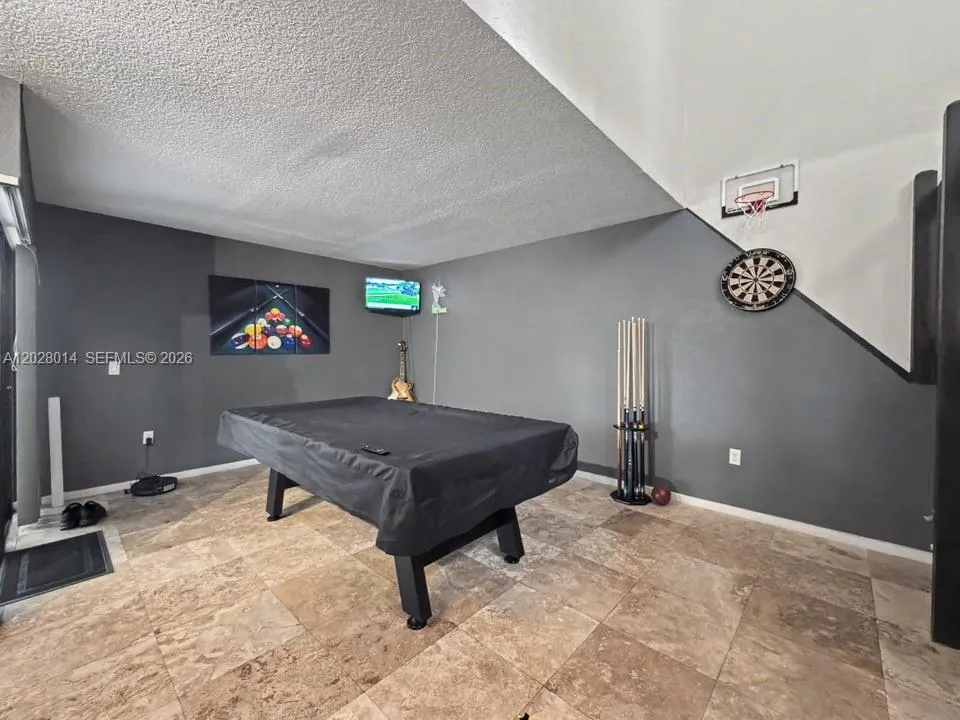 11105 SW 132nd Ct #11-4 Miami, FL 33186