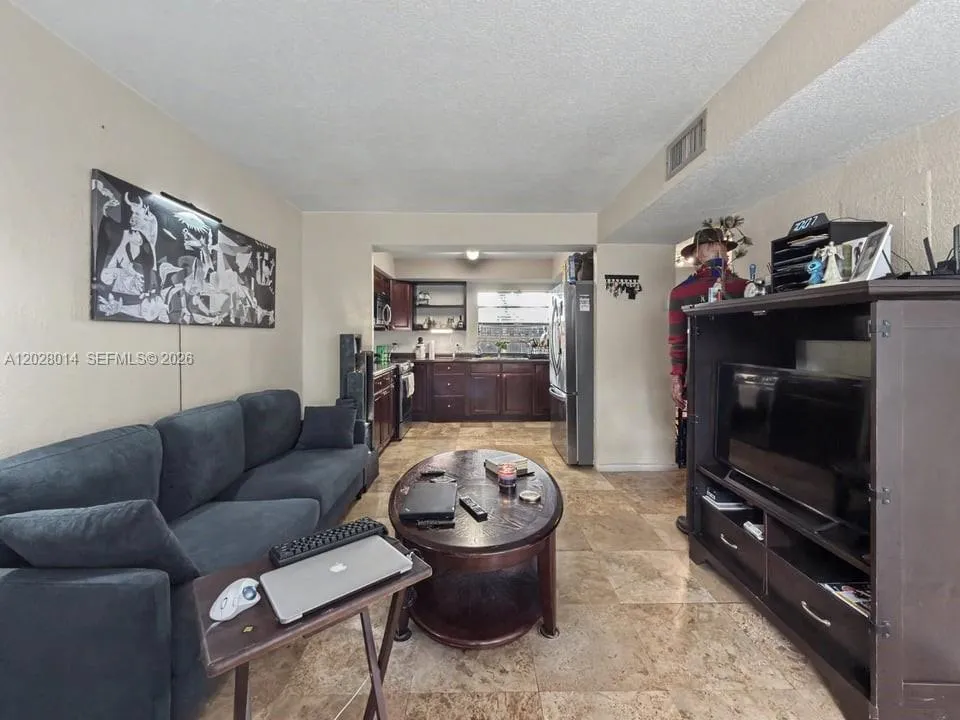 11105 SW 132nd Ct #11-4 Miami, FL 33186