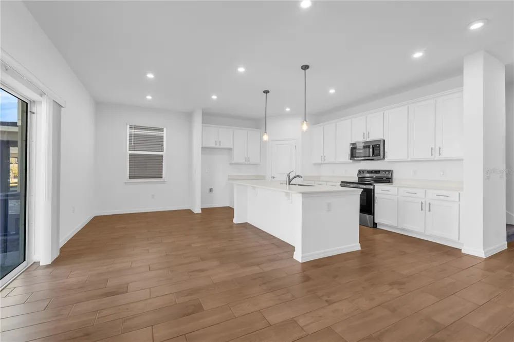 876 CASTLEFORD AVENUE NE Palm Bay, FL 32905