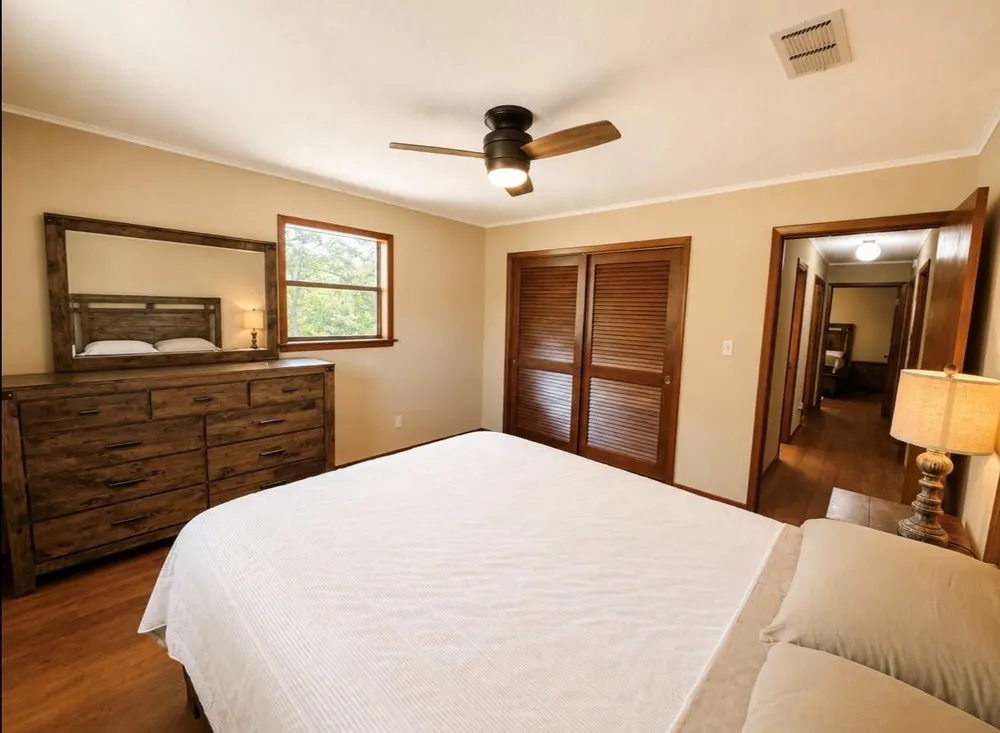 729 County Road 4040 Crockett, TX 75835
