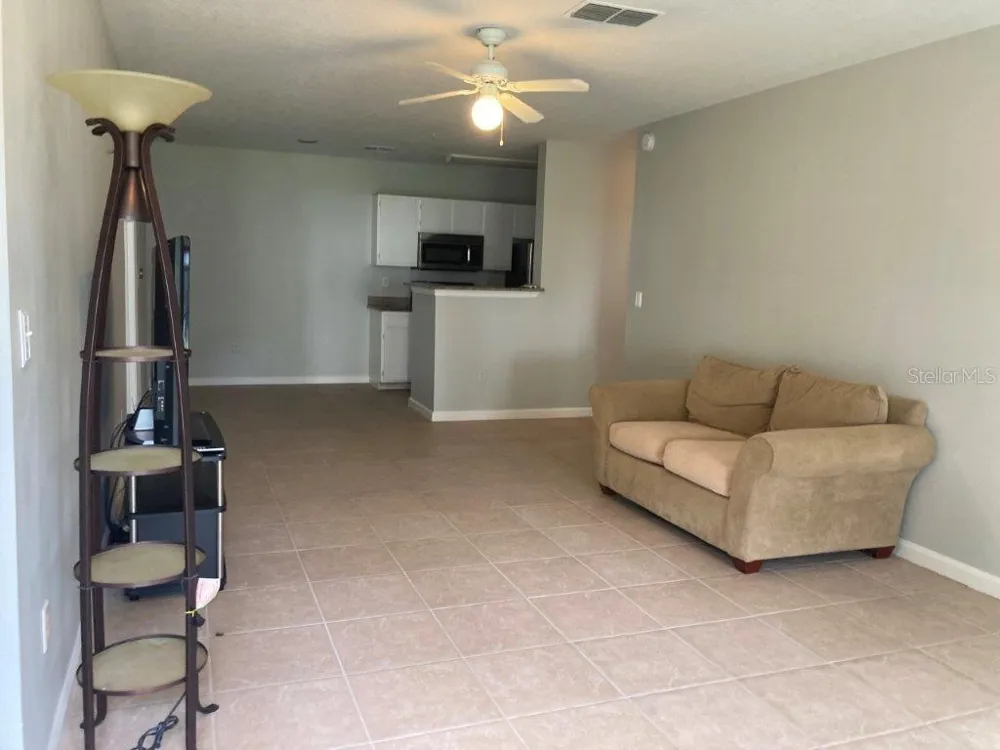 4352 S KIRKMAN ROAD #1211 Orlando, FL 32811
