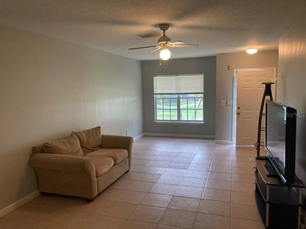 4352 S KIRKMAN ROAD #1211 Orlando, FL 32811
