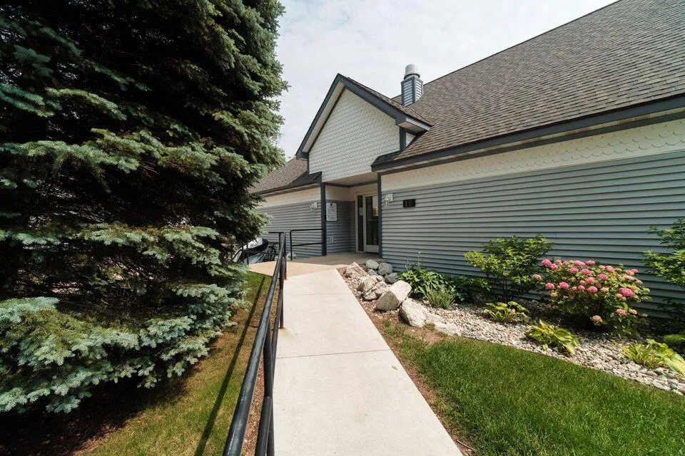 3 Brookharbor Manistee, MI 49660