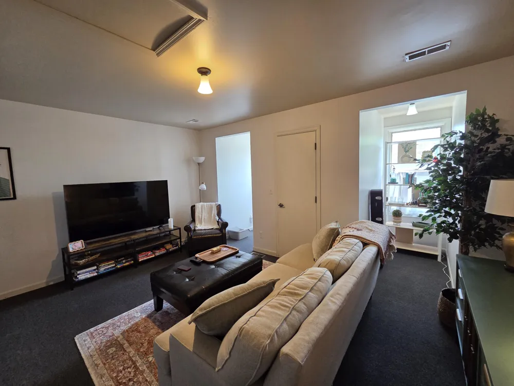 963 W Ann Arbor Trail #18b Plymouth, MI 48170