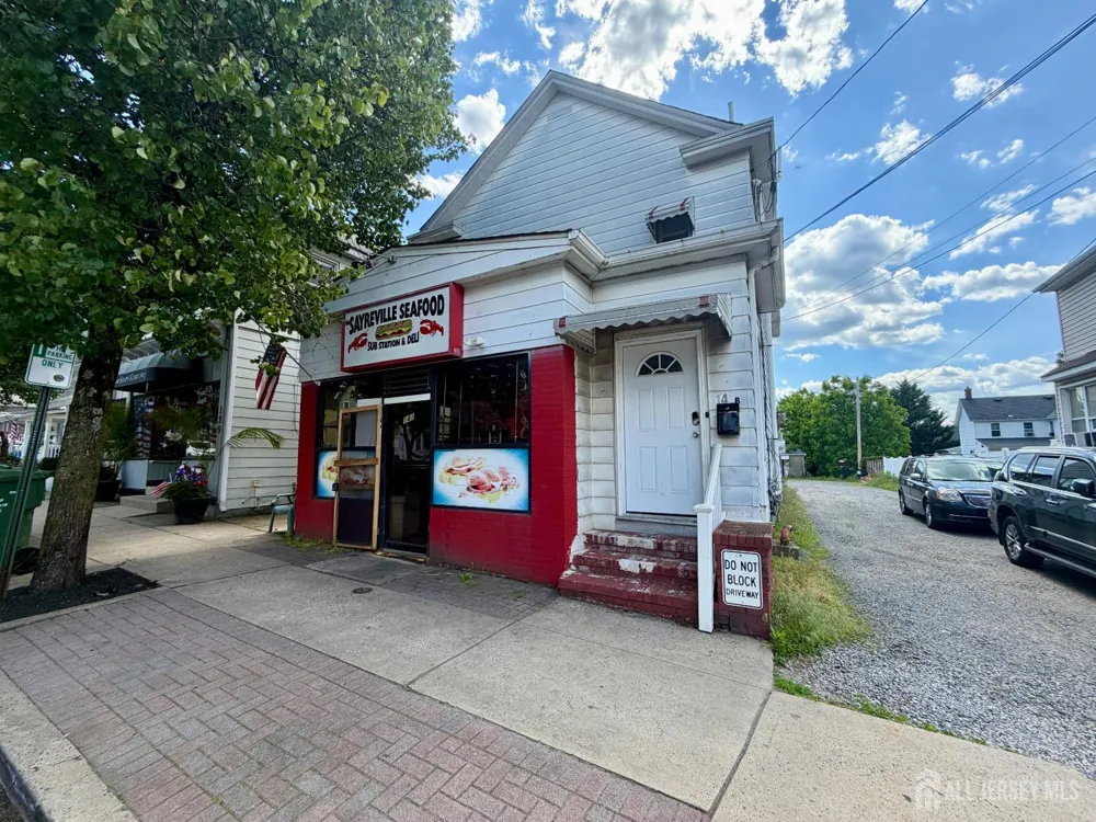 141 Main Street