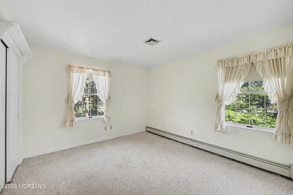 150 Dugan Lane Toms River, NJ 08753