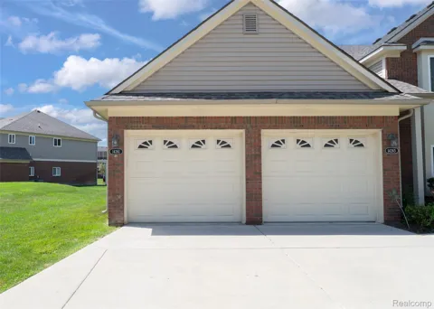 14350 Shadywood Drive