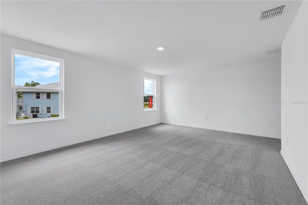 906 CASTLEFORD AVENUE Palm Bay, FL 32905