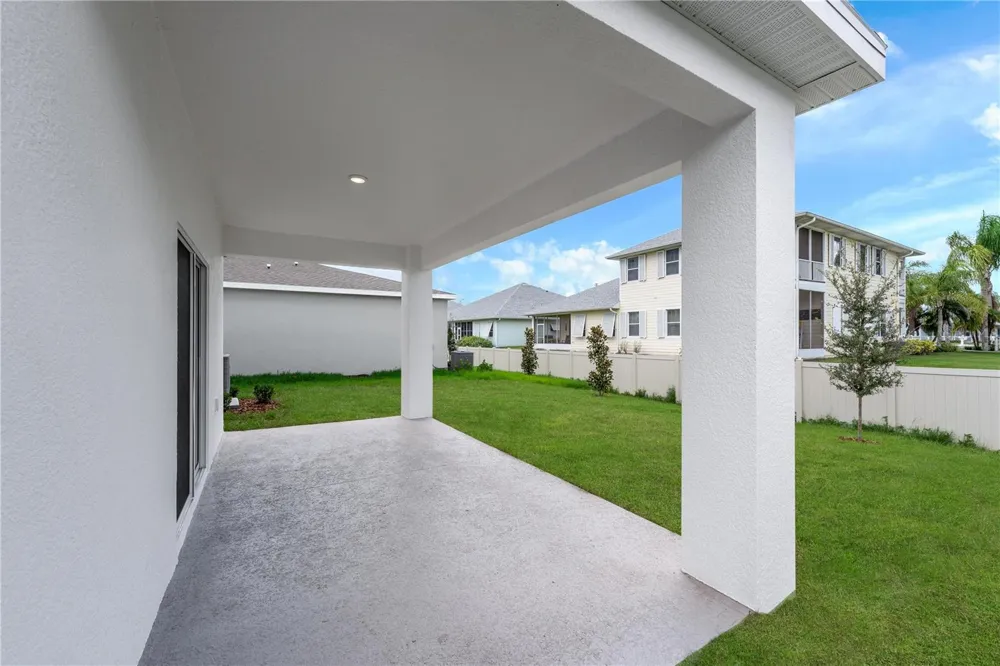 906 CASTLEFORD AVENUE Palm Bay, FL 32905
