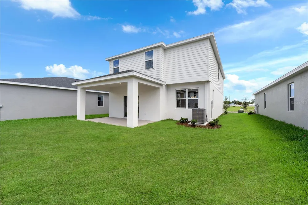 906 CASTLEFORD AVENUE Palm Bay, FL 32905