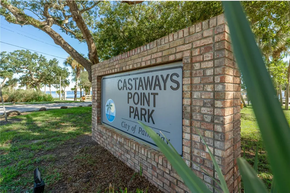 906 CASTLEFORD AVENUE Palm Bay, FL 32905