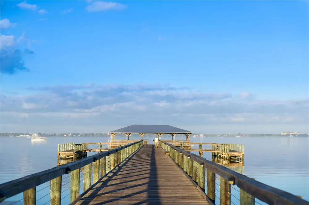 906 CASTLEFORD AVENUE Palm Bay, FL 32905