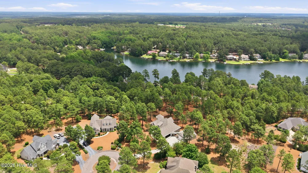 128 Vanore Road West End, NC 27376