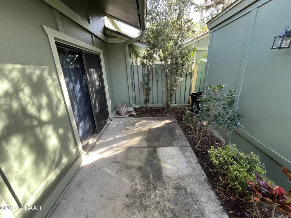 162 Pine Cone Trail Ormond Beach, FL 32174