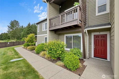 17541 110th Avenue E #C