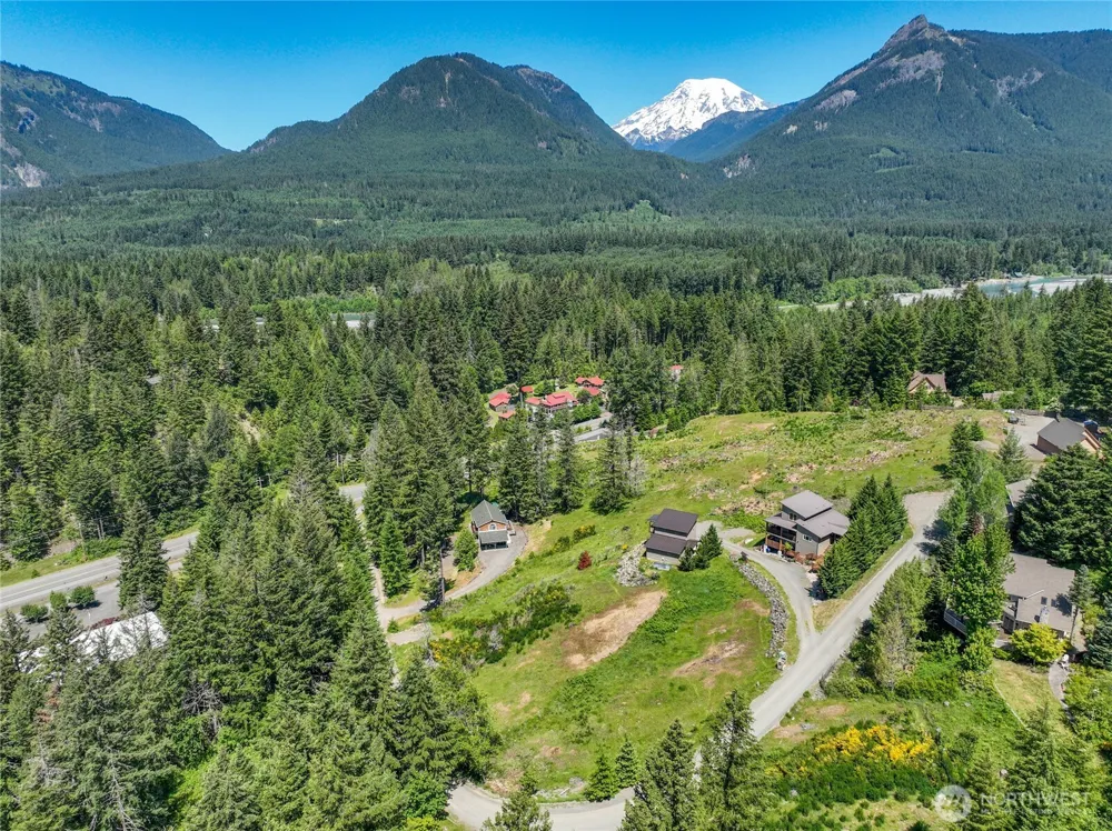 113 Hellem Drive Packwood, WA 98361