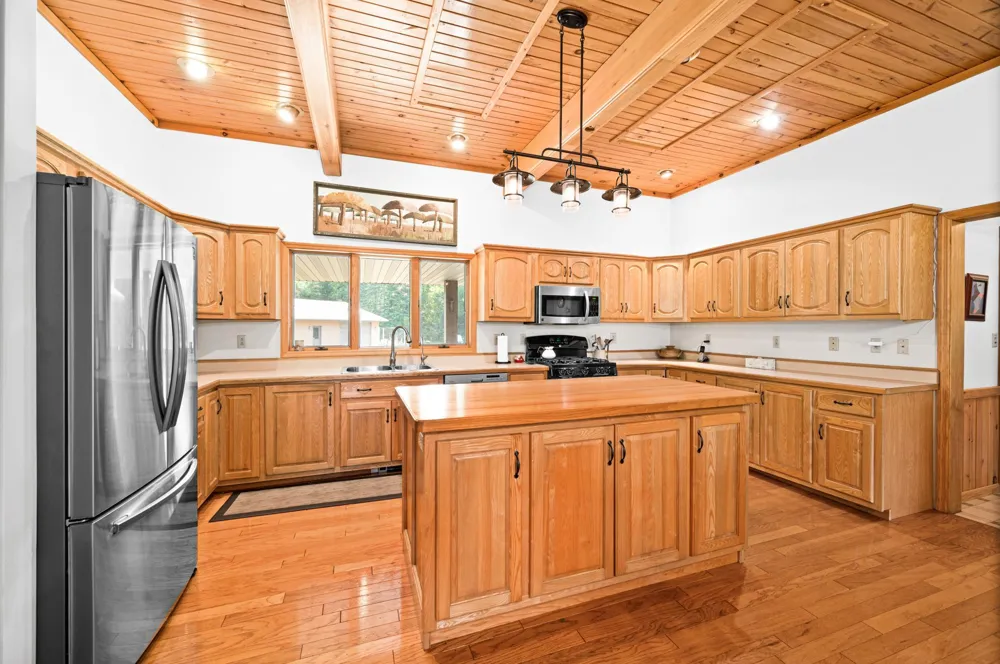 51301 Pine Point Road Bigfork, MN 56628
