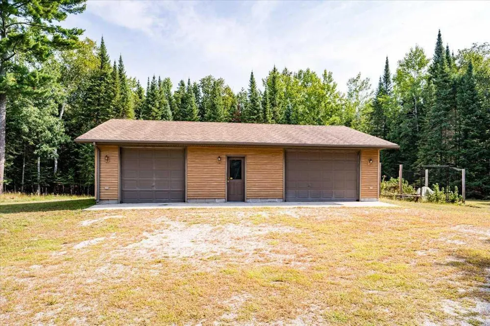 51301 Pine Point Road Bigfork, MN 56628