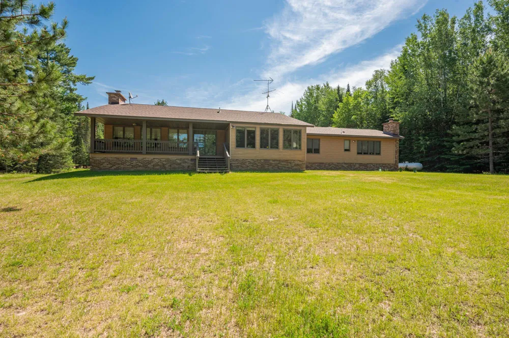 51301 Pine Point Road Bigfork, MN 56628