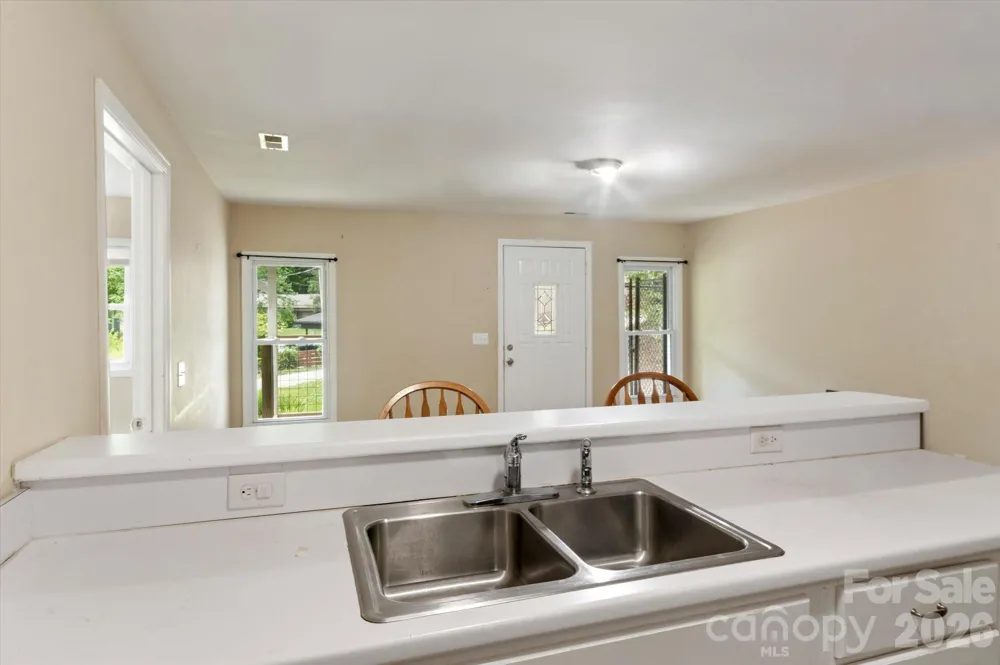 407 W Main Street Brevard, NC 28712