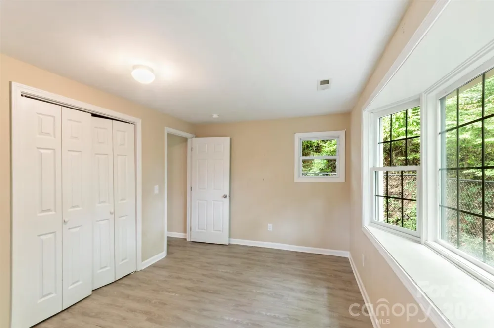 407 W Main Street Brevard, NC 28712