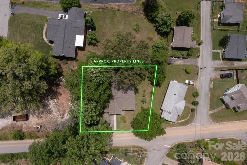 407 W Main Street Brevard, NC 28712