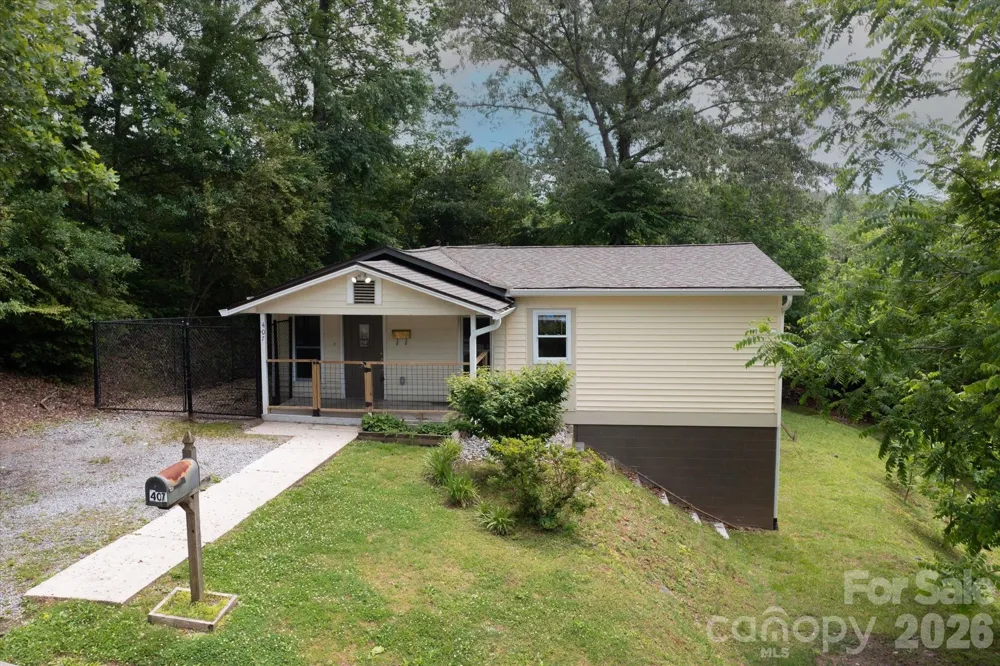 407 W Main Street Brevard, NC 28712