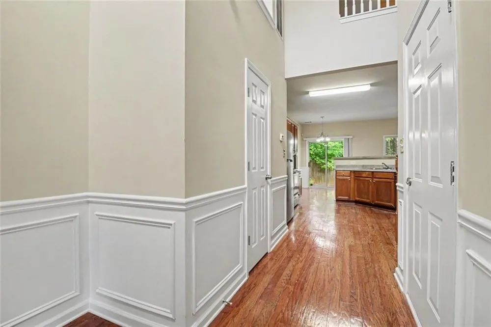 372 Creek Manor Suwanee, GA 30024