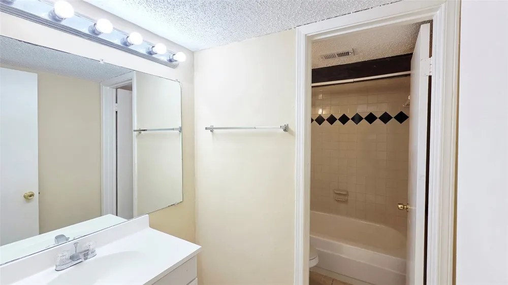220 Village North Drive Richardson, TX 75081