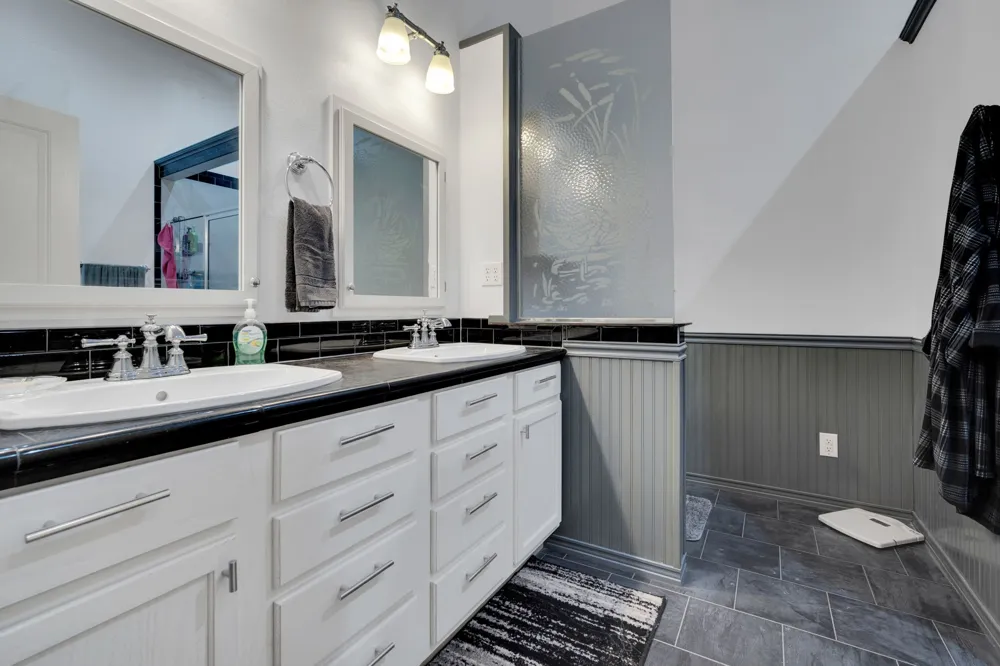312 W 8th Street Ferris, TX 75125