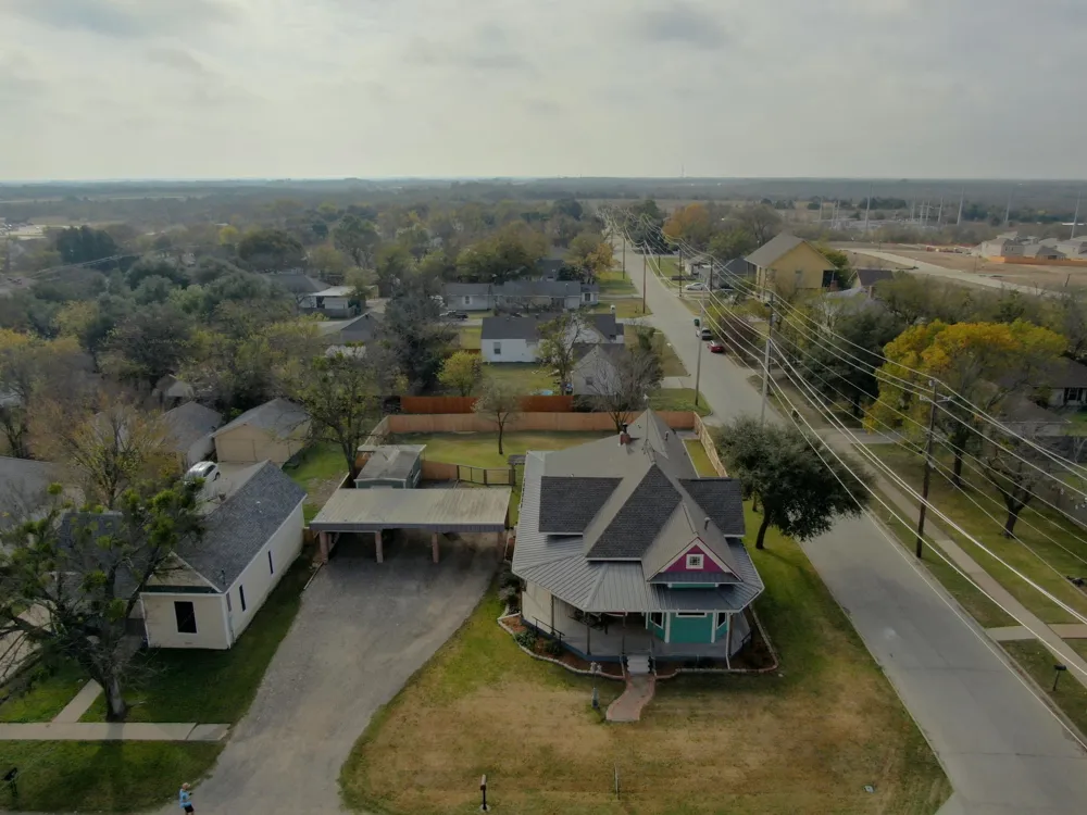 312 W 8th Street Ferris, TX 75125