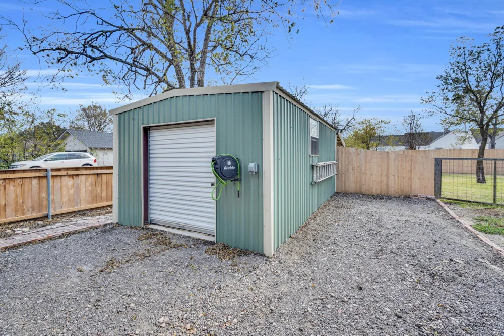 312 W 8th Street Ferris, TX 75125