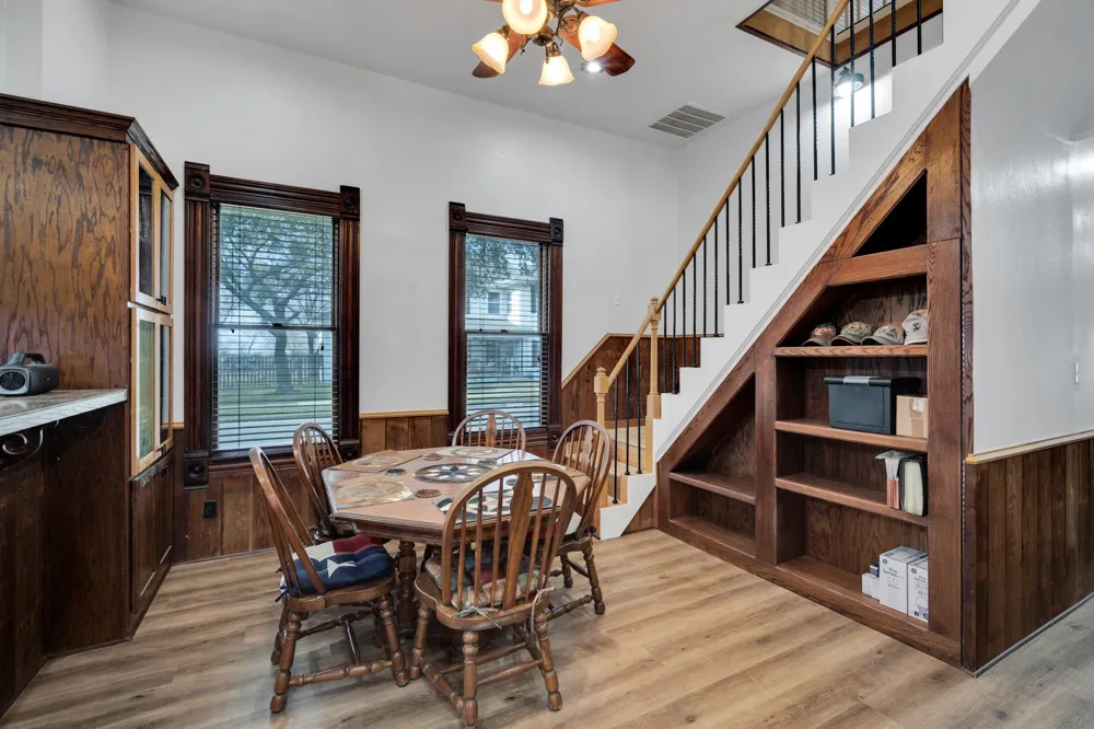312 W 8th Street Ferris, TX 75125