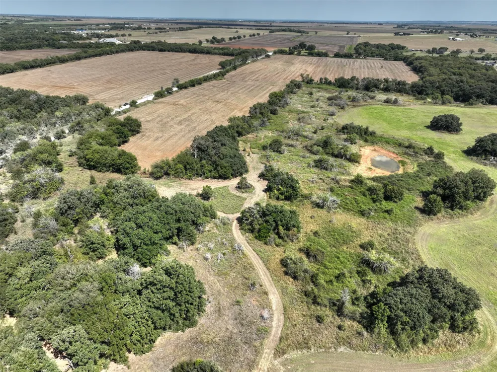 HCR 1439 Covington, TX 76636