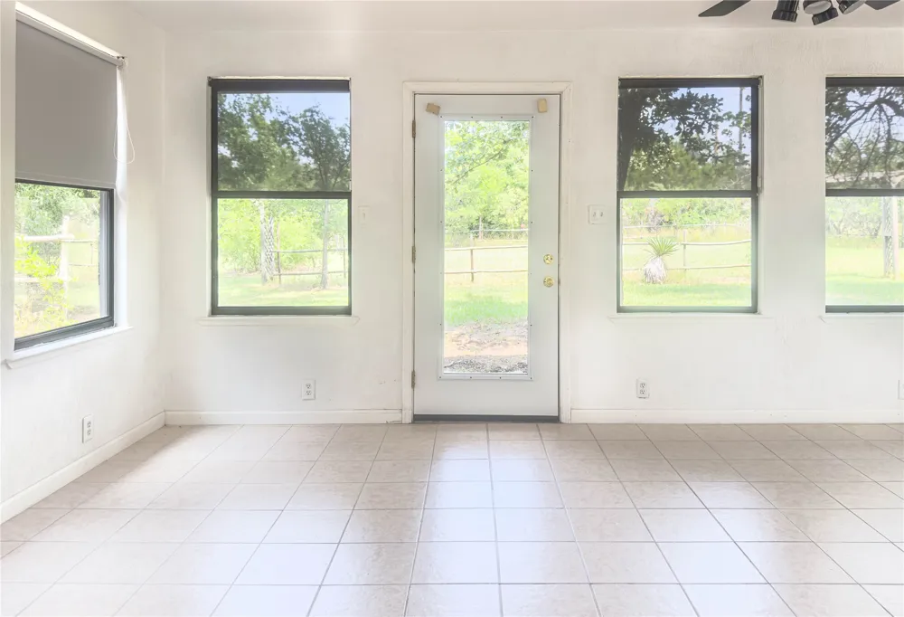 1102 NE 23rd Street Mineral Wells, TX 76067