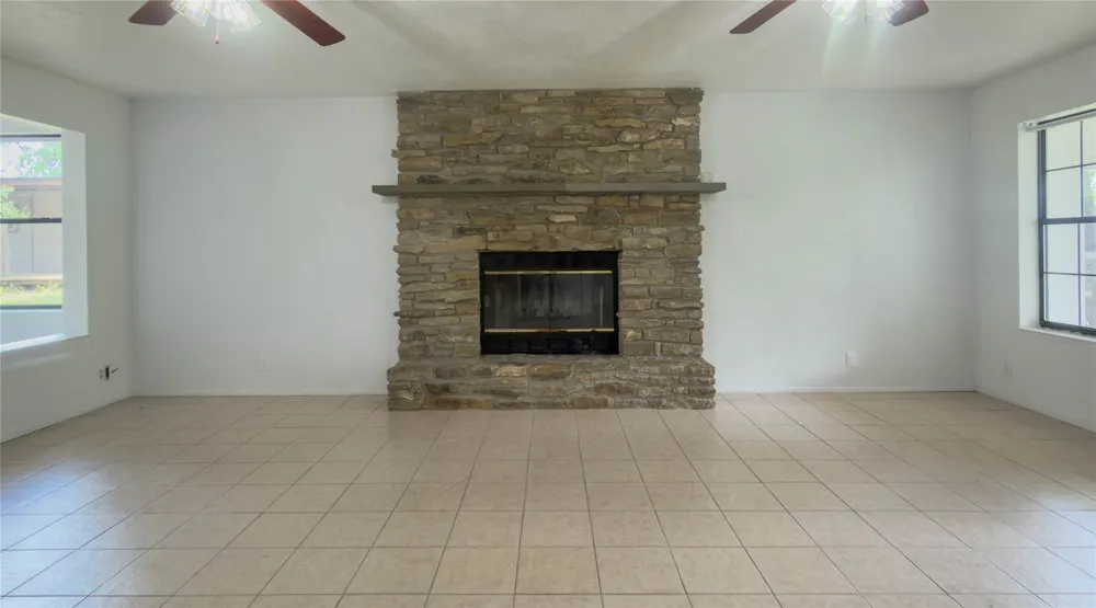 1102 NE 23rd Street Mineral Wells, TX 76067