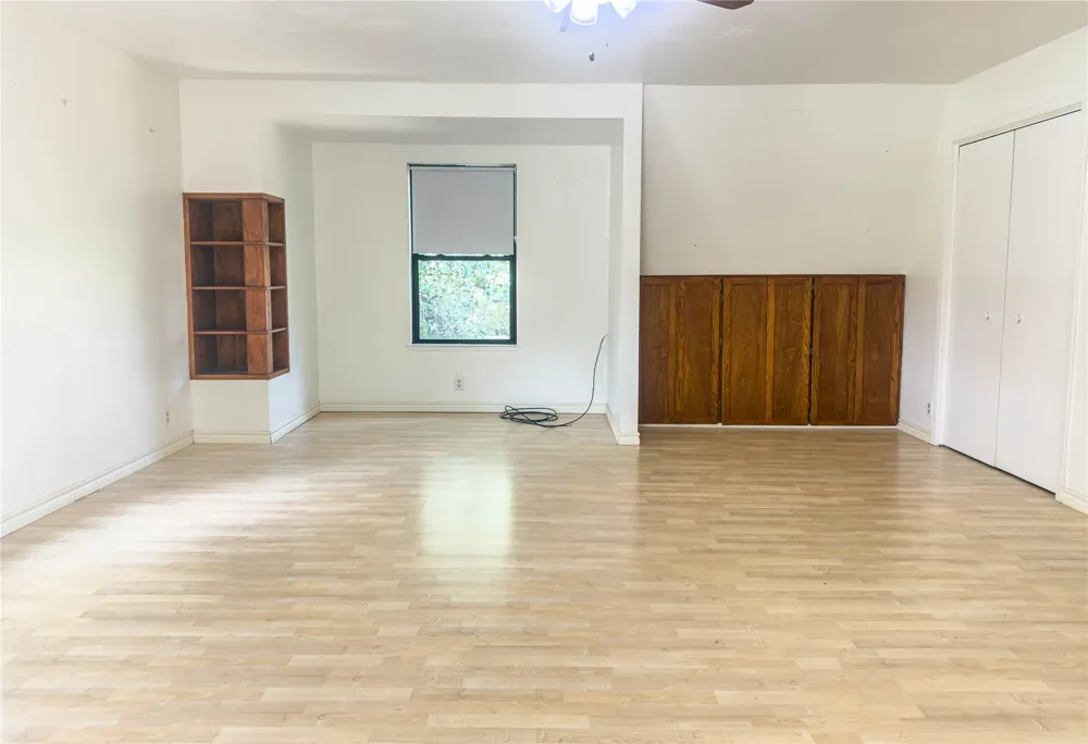 1102 NE 23rd Street Mineral Wells, TX 76067