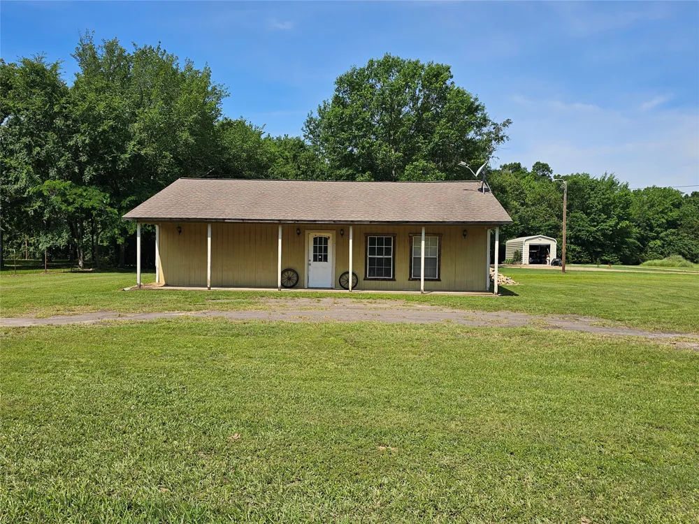 260 County Road 1885 Yantis, TX 75497