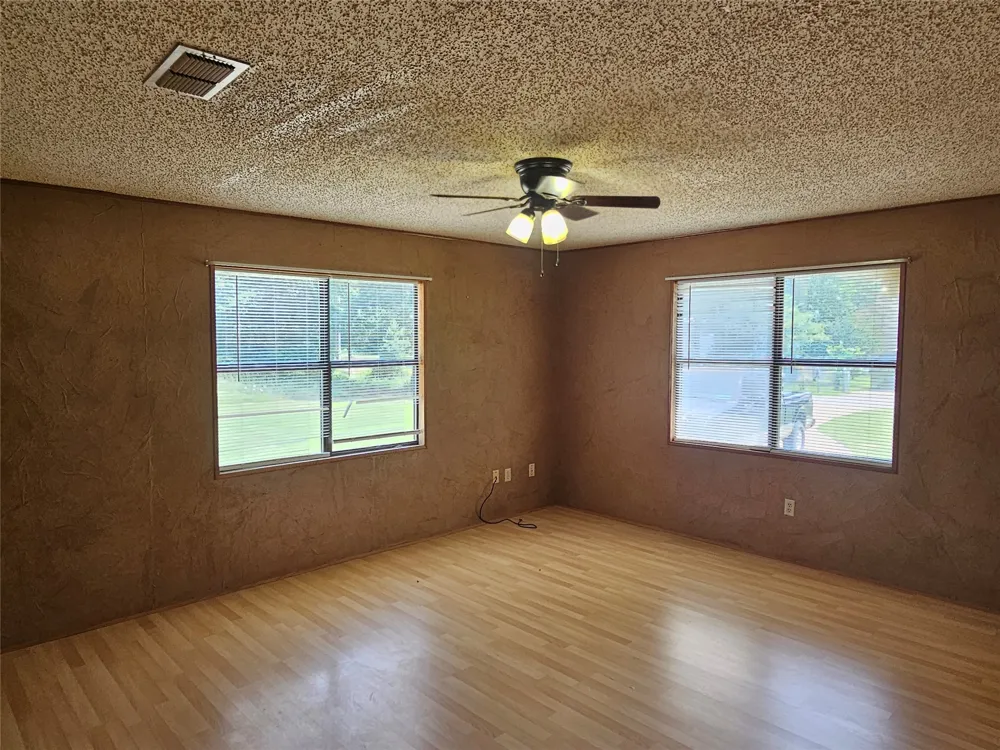 260 County Road 1885 Yantis, TX 75497