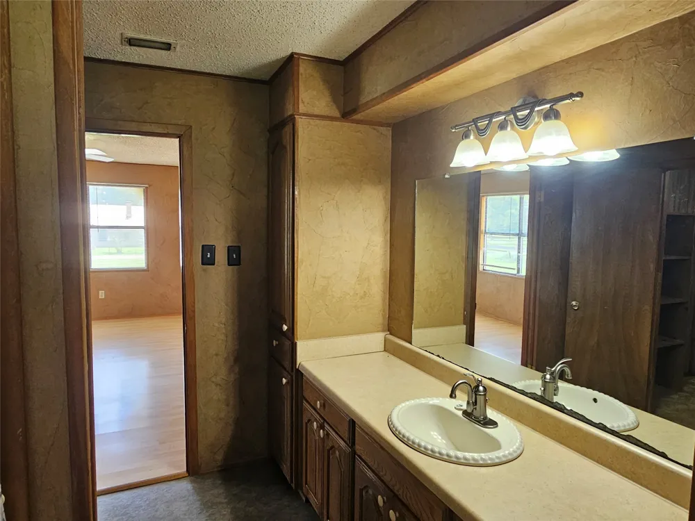260 County Road 1885 Yantis, TX 75497