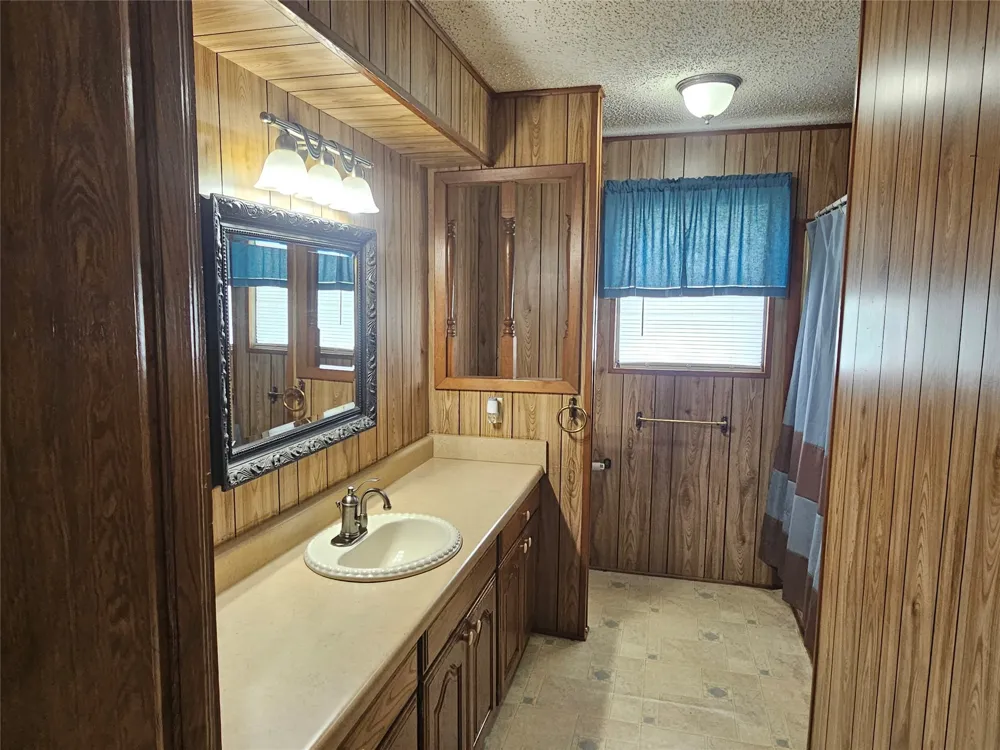260 County Road 1885 Yantis, TX 75497
