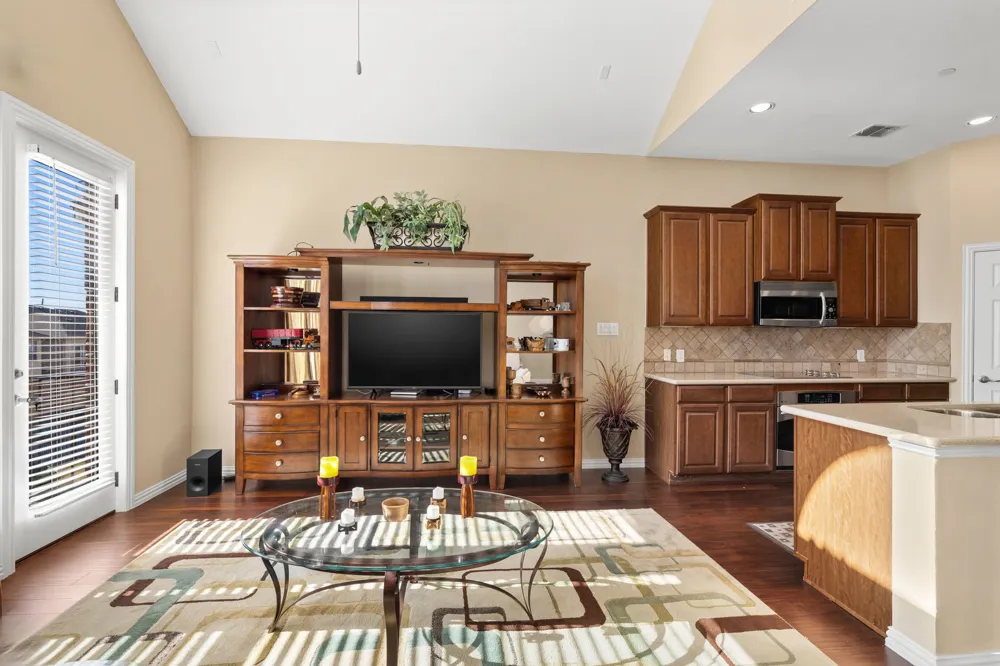1912 Lantana Lane Irving, TX 75063