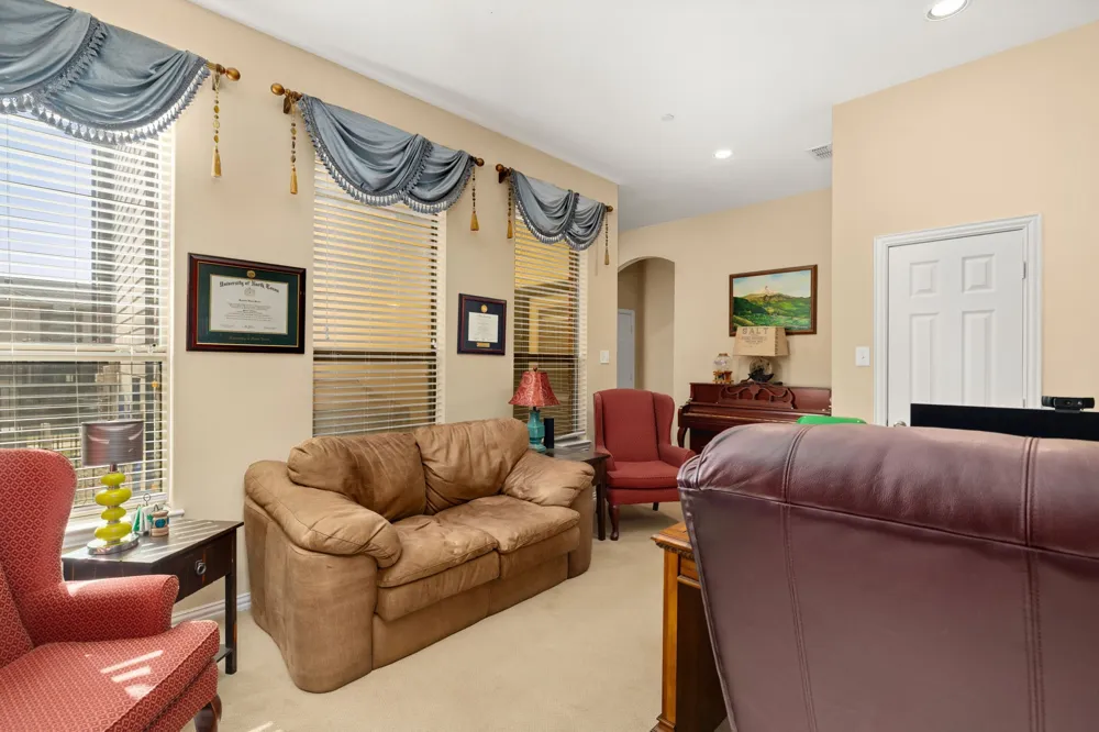 1912 Lantana Lane Irving, TX 75063
