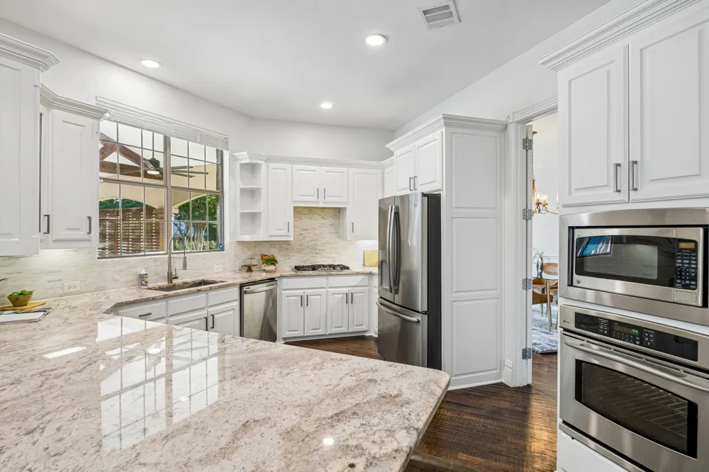 1807 Greenlea Cove Southlake, TX 76092