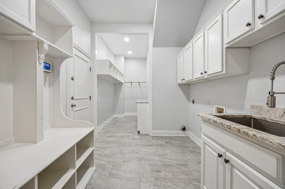 1807 Greenlea Cove Southlake, TX 76092